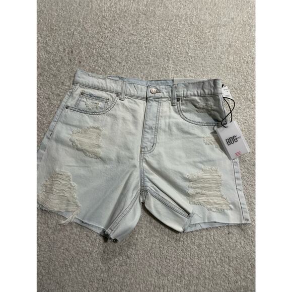 NWT BDG Urban Outfitters Womens Sz 28 Dropped Waist Destroy Denim Short Lt Blue - Picture 1 of 9